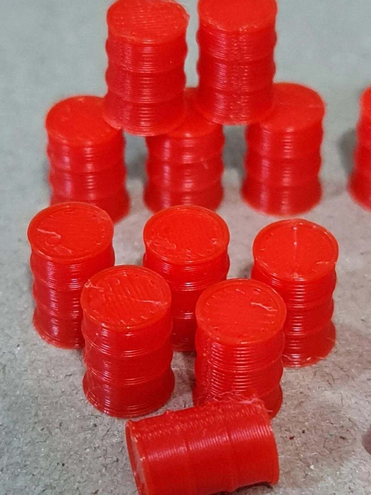 Oil Drum Barrels OO HO Gauge New Red 1:76 Scale Models Train Railway (18 Pack) 3D Peak Print