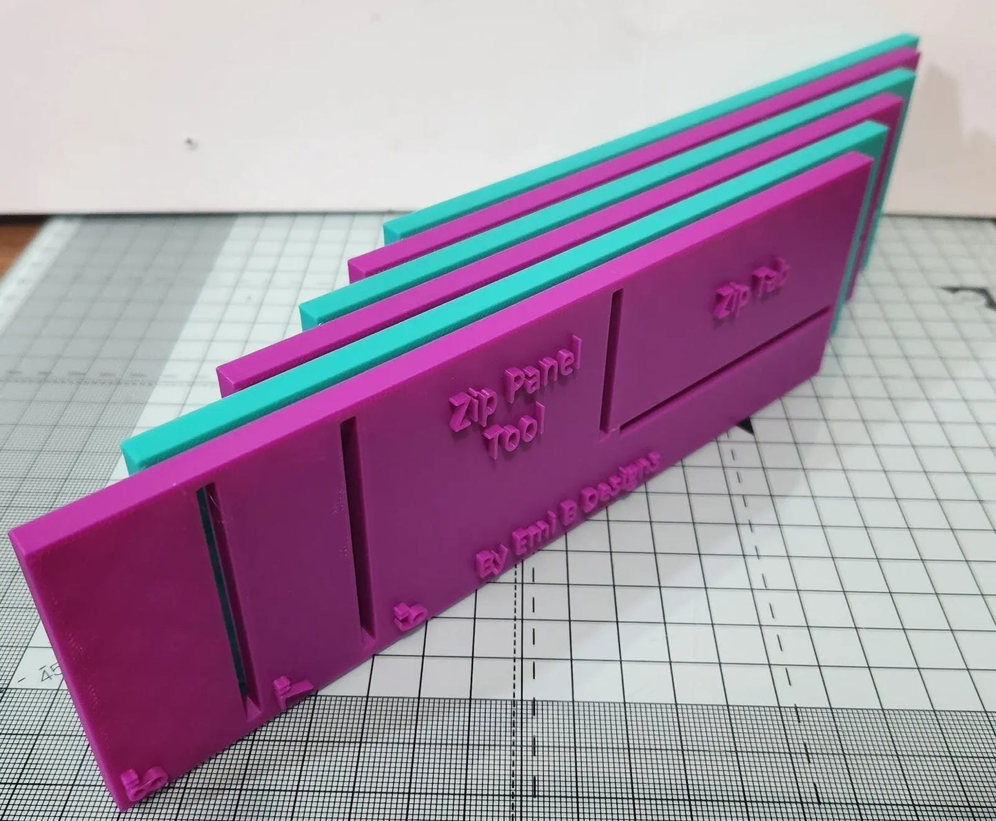 Zip Panel Tool Bag Making Tool Bag Making Ruler Make zip closures in your bag Emi B Designs