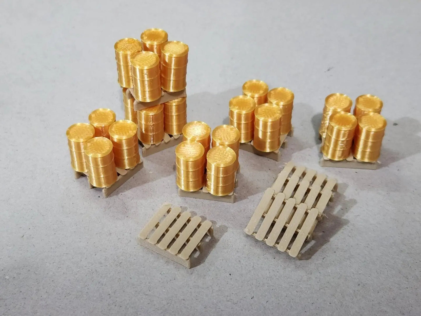 009 00-9 narrow gauge oil drum barrels 40 pack + 10 pallets 1:76 model railway 3D Peak Print