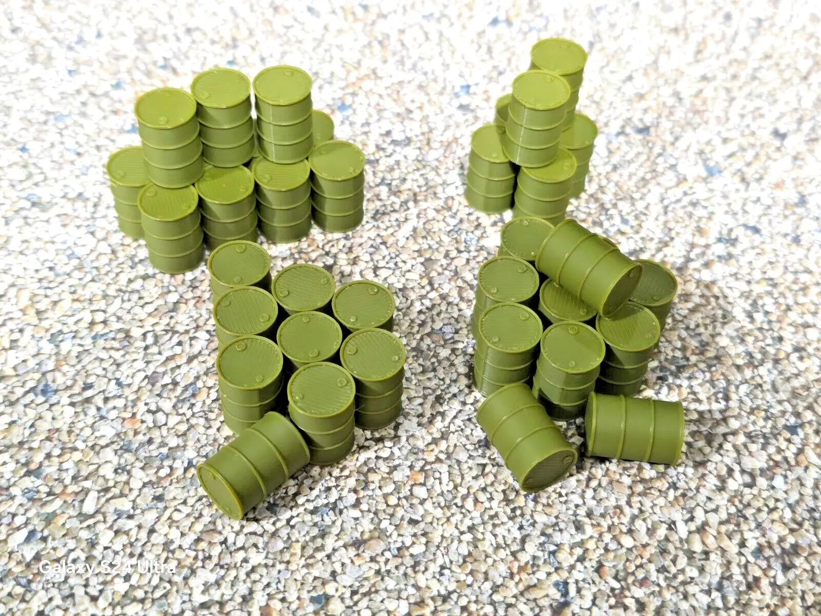Wargaming Oil Drums Barrels 36 x Army Green 28mm Scale War Games Terrain 3D Peak Print