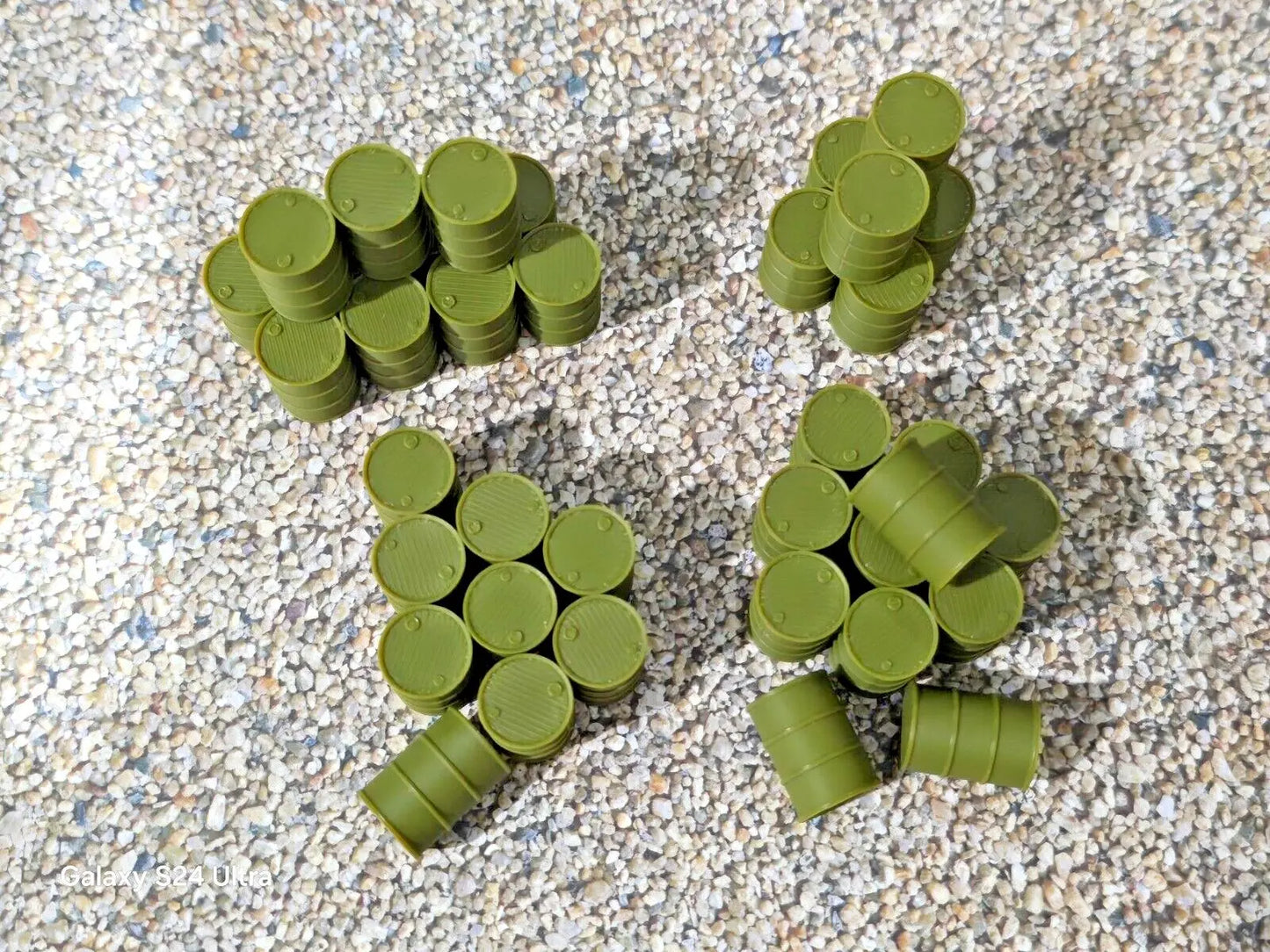 Wargaming Oil Drums Barrels 36 x Army Green 28mm Scale War Games Terrain 3D Peak Print