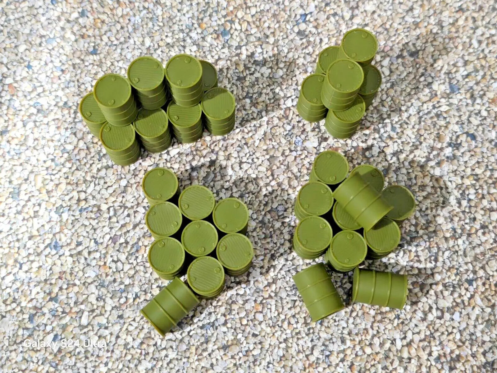 Wargaming Oil Drums Barrels 36 x Army Green 28mm Scale War Games Terrain 3D Peak Print