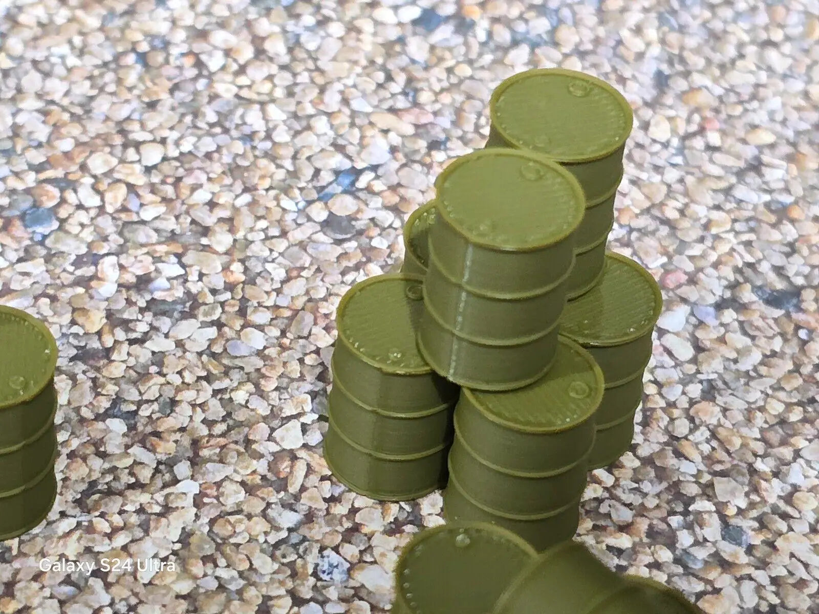 Wargaming Oil Drums Barrels 36 x Army Green 28mm Scale War Games Terrain 3D Peak Print