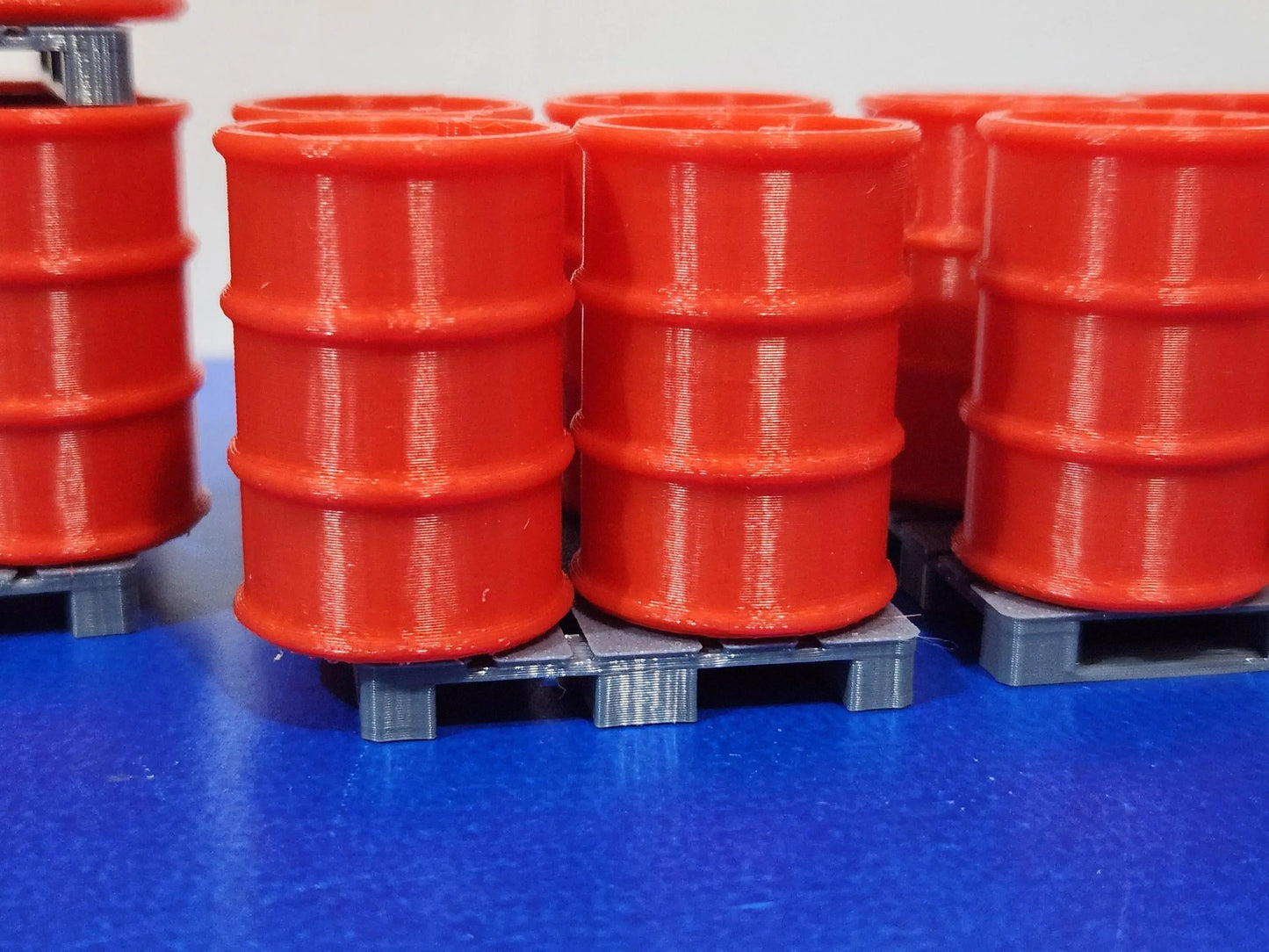 200L Oil Drums Barrels 16pcs+4 Pallets 1:24 scale Diorama G Gauge Garden Railway 3D Peak Print