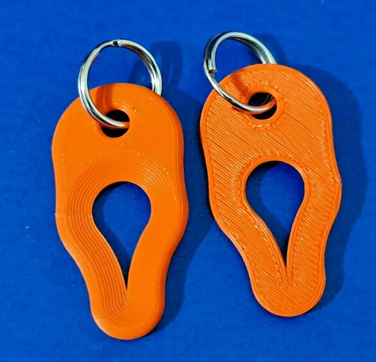 2 x Key Ring Tick Removal Tools Orange PLA Plastic Biodegradable, dog cat horse 3D Peak Print