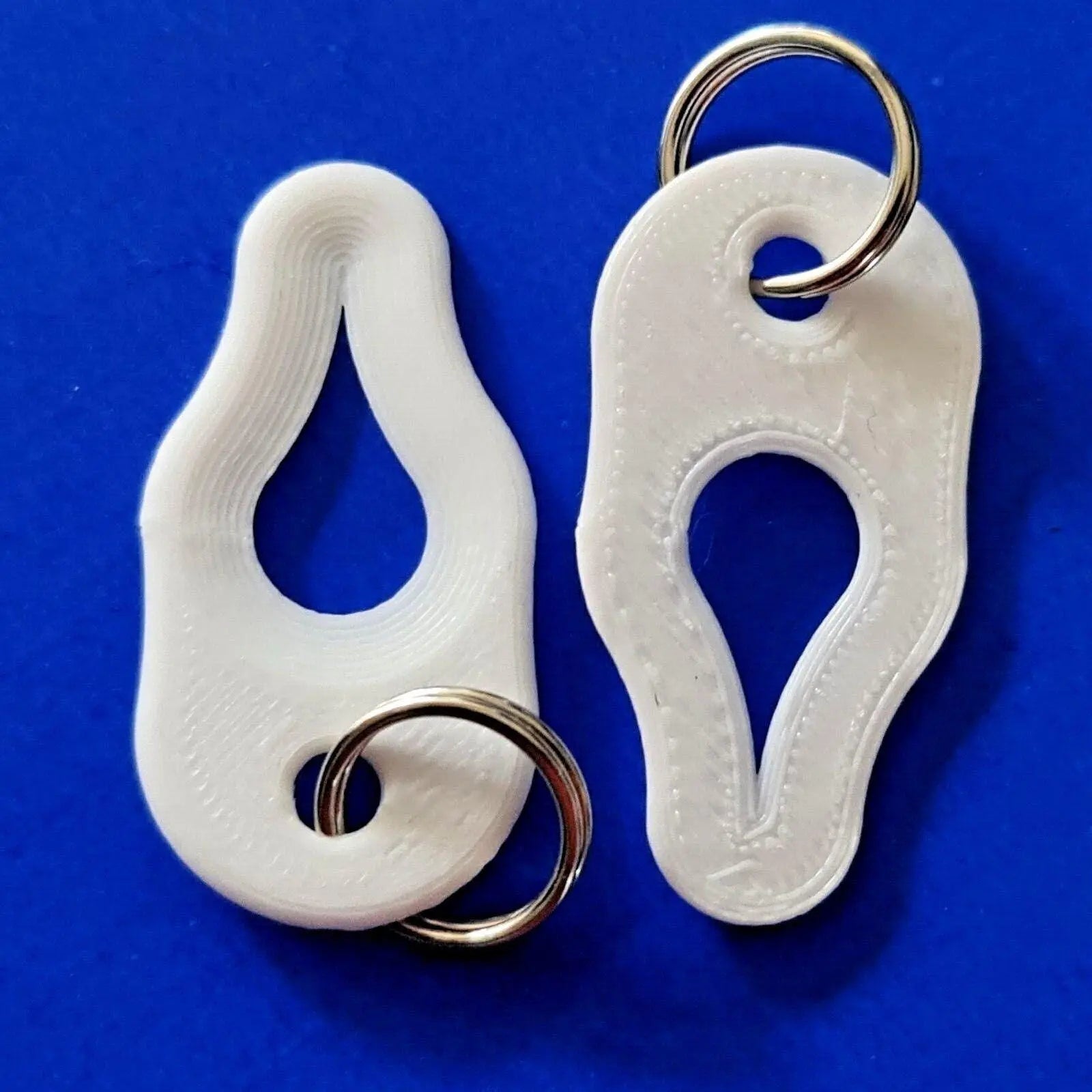 2 x Key Ring Tick Removal Tools White PLA Plastic Biodegradable dog cat horse 3D Peak Print