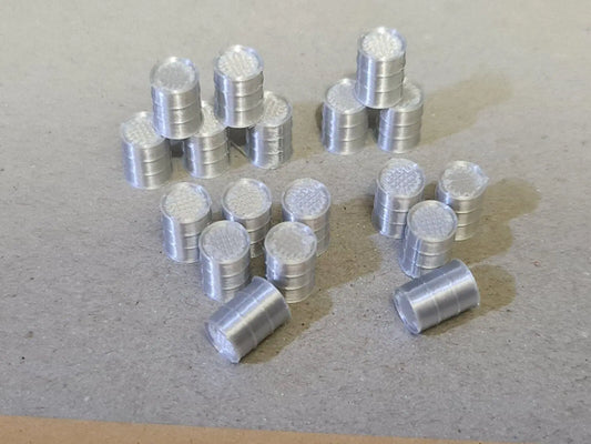 18 New Aluminium Oil Drum Barrels 1:43 Scale Models diorama accessories Truck 3D Peak Print