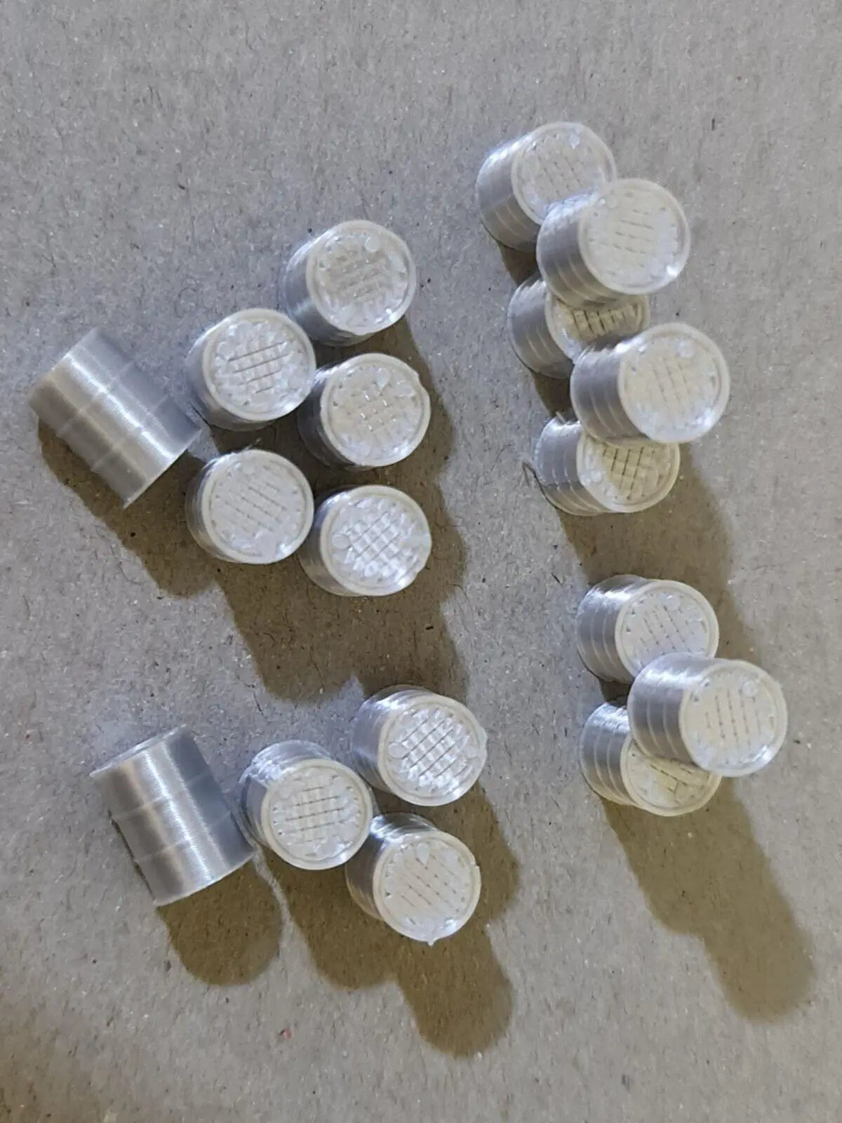 18 New Aluminium Oil Drum Barrels 1:43 Scale Models diorama accessories Truck 3D Peak Print