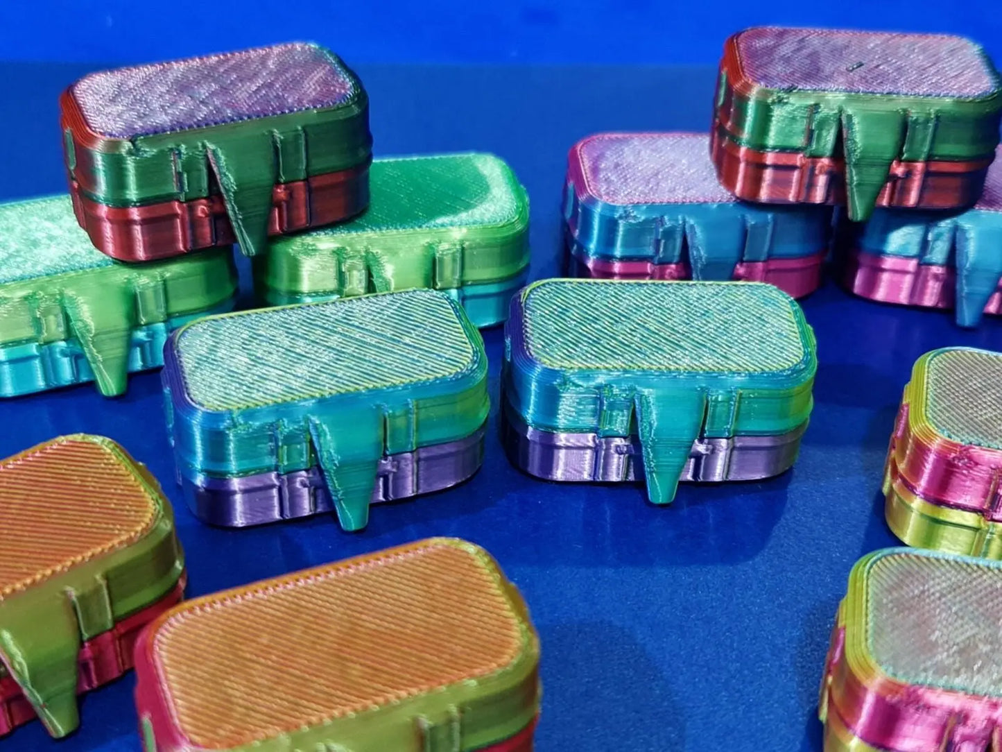 2 x Toothbrush Case Travel Cover Holder Portable Camping Plastic Brush Box Head 3D Peak Print