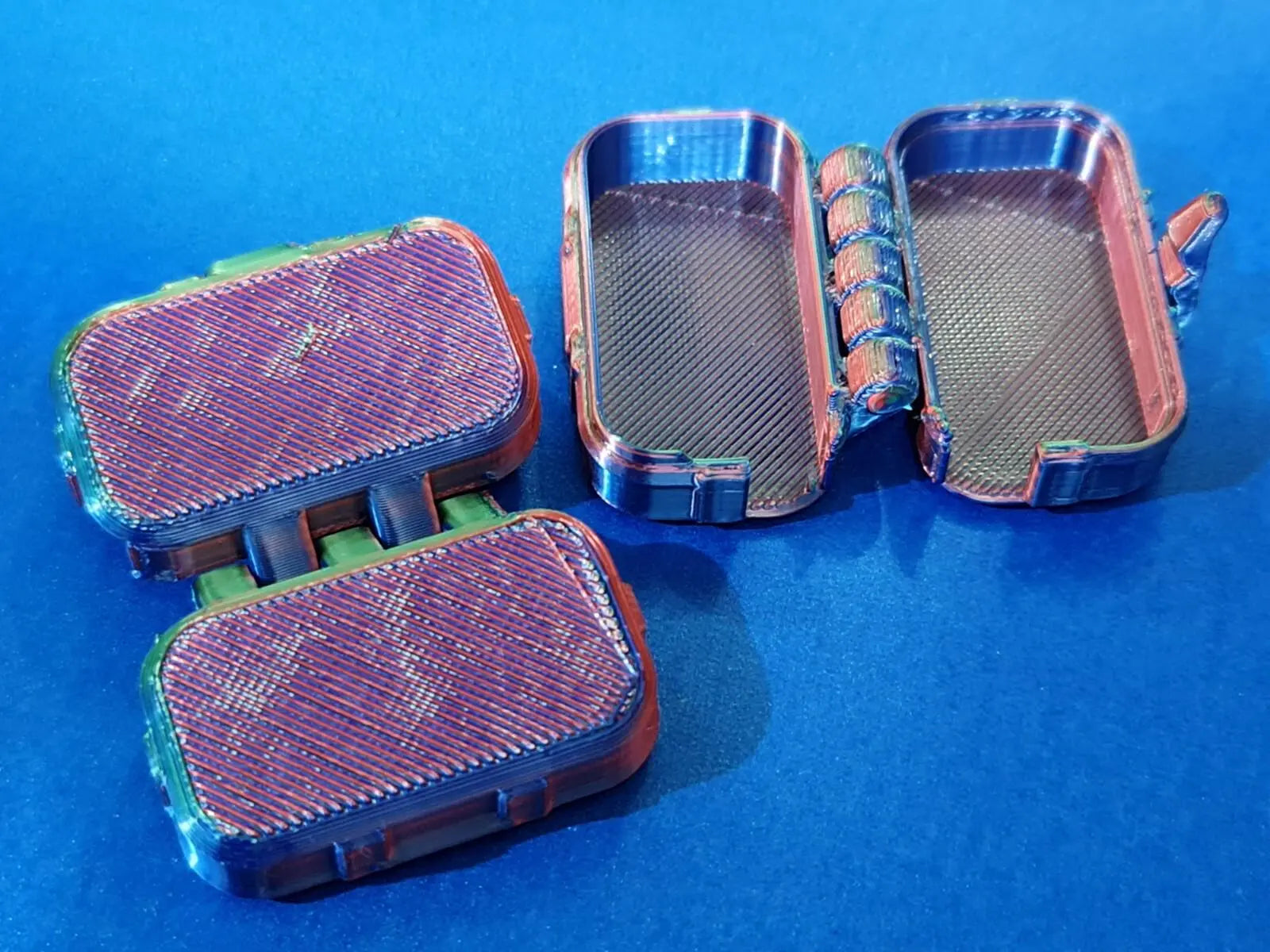 2 x Toothbrush Case Travel Cover Holder Portable Camping Plastic Brush Box Head 3D Peak Print