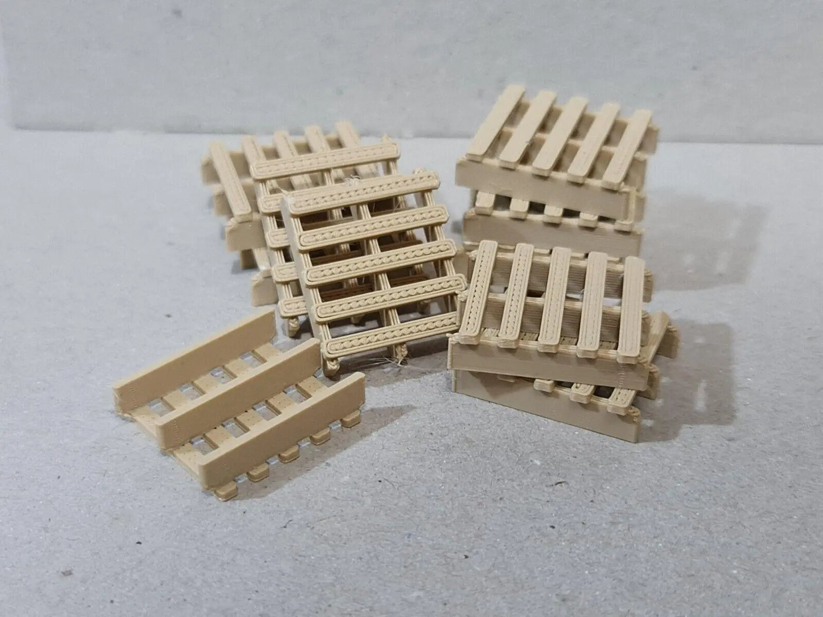 009 00-9 Narrow Gauge Wood Colour Pallets 1:76 Models Train Railway (25 Pack) 3D Peak Print