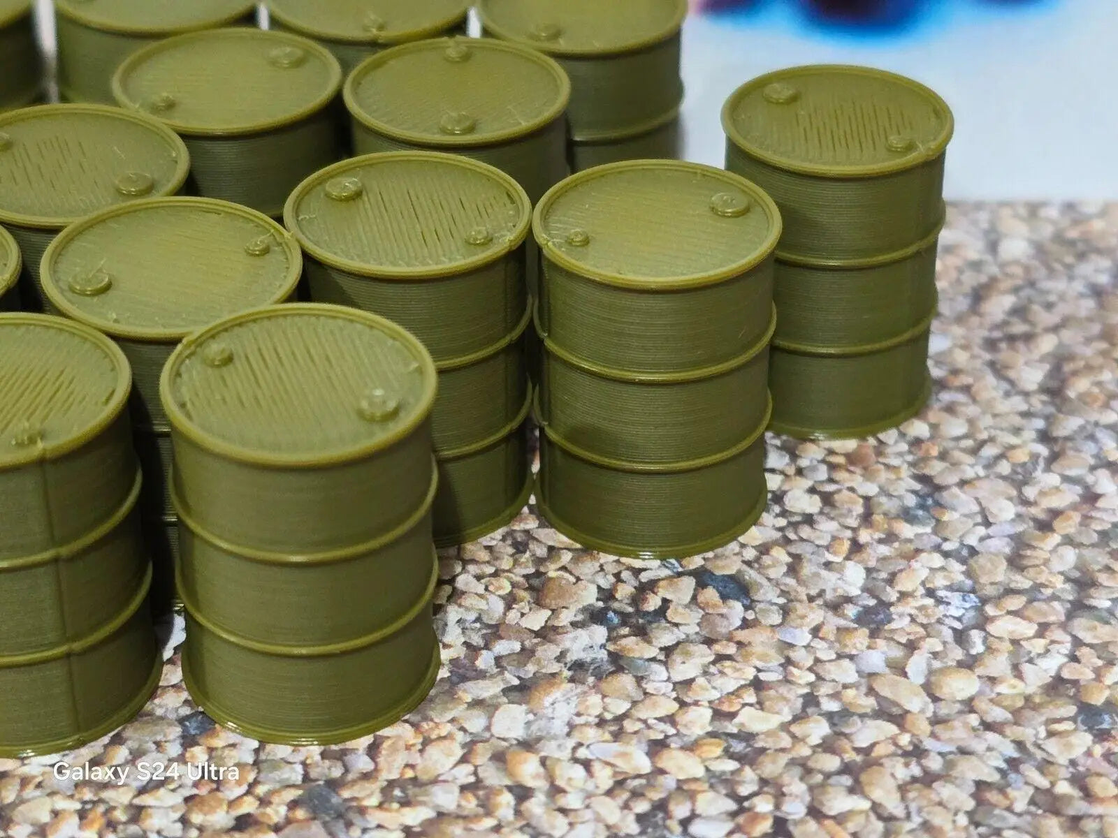 18 New Army Green Oil Drum Barrels 1:50 Scale Models diorama accessories Truck 3D Peak Print
