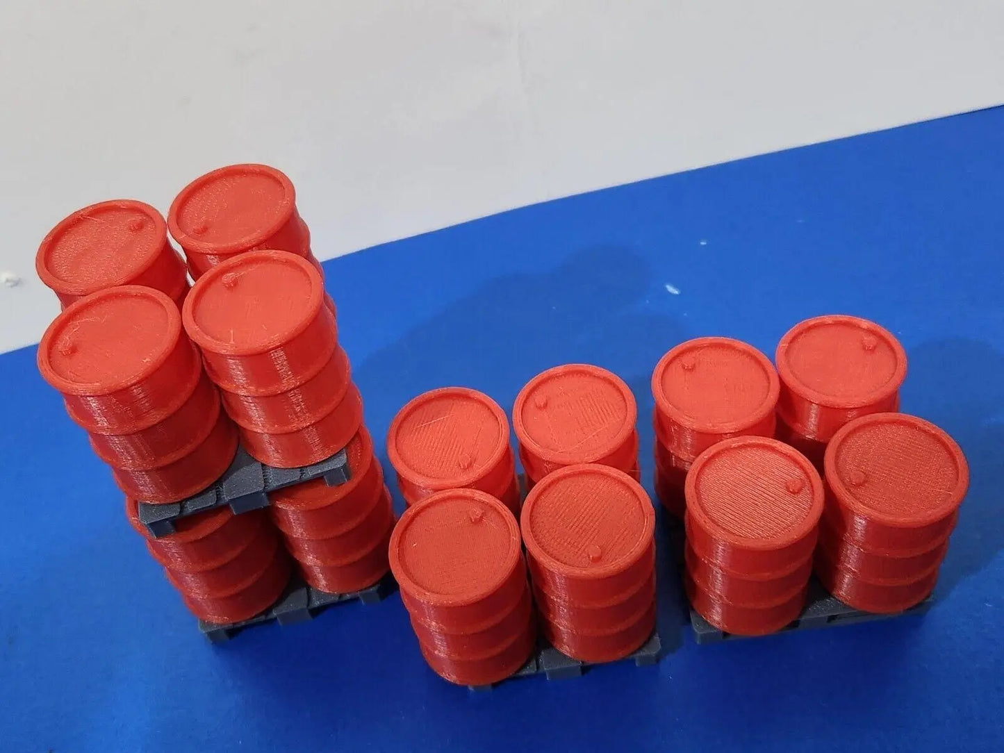 200L Oil Drums Barrels 16pcs+4 Pallets 1:24 scale Diorama G Gauge Garden Railway 3D Peak Print