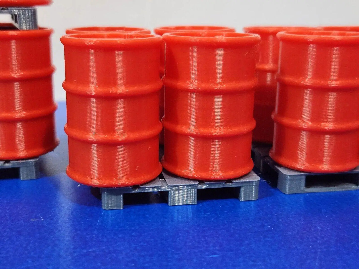 200L Oil Drums Barrels 16pcs+4 Pallets 1:24 scale Diorama G Gauge Garden Railway 3D Peak Print