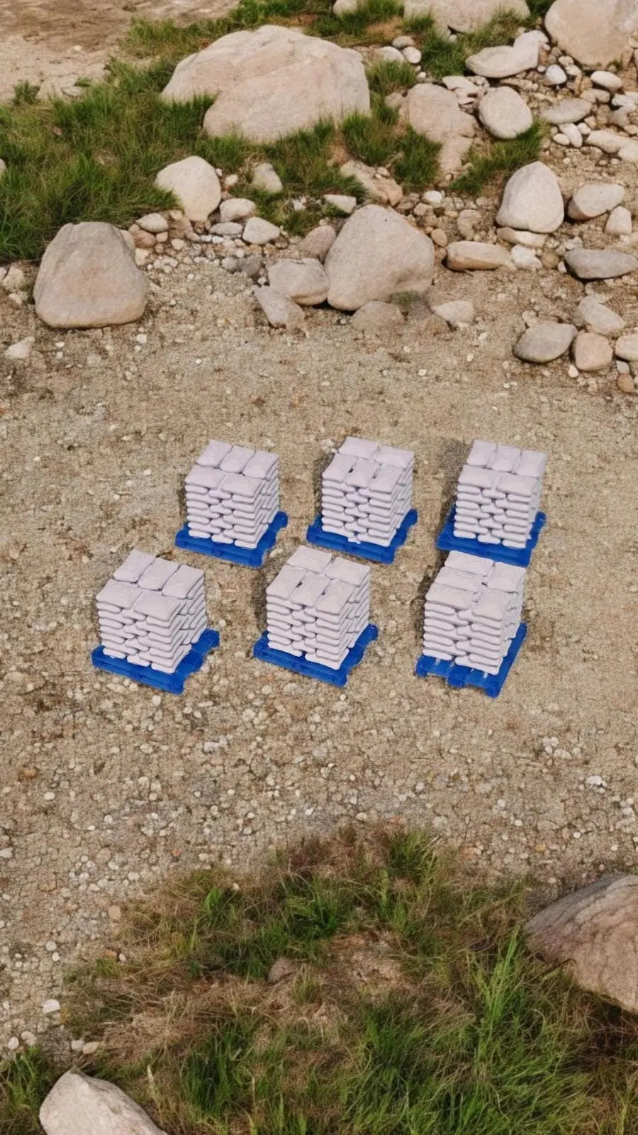 Pallets of white Sacks Blue pallet Z Gauge 1:220 Scale Model Railway (6 Pack) 3D Peak Print