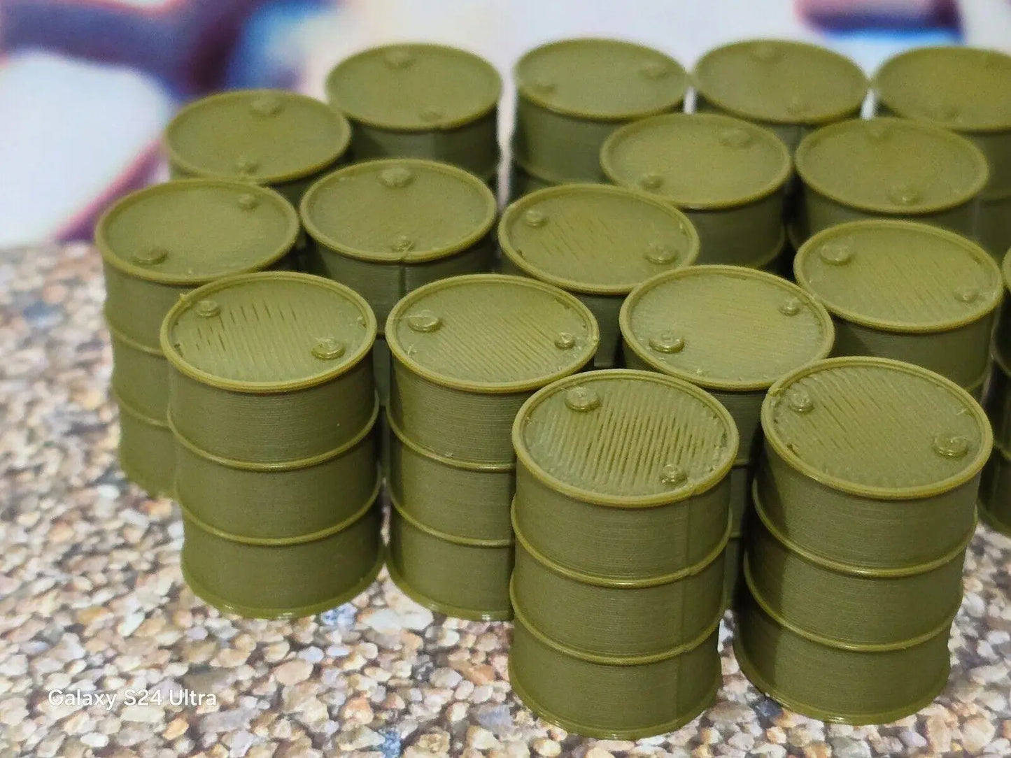 18 New Army Green Oil Drum Barrels 1:43 Scale Models diorama accessories Truck 3D Peak Print