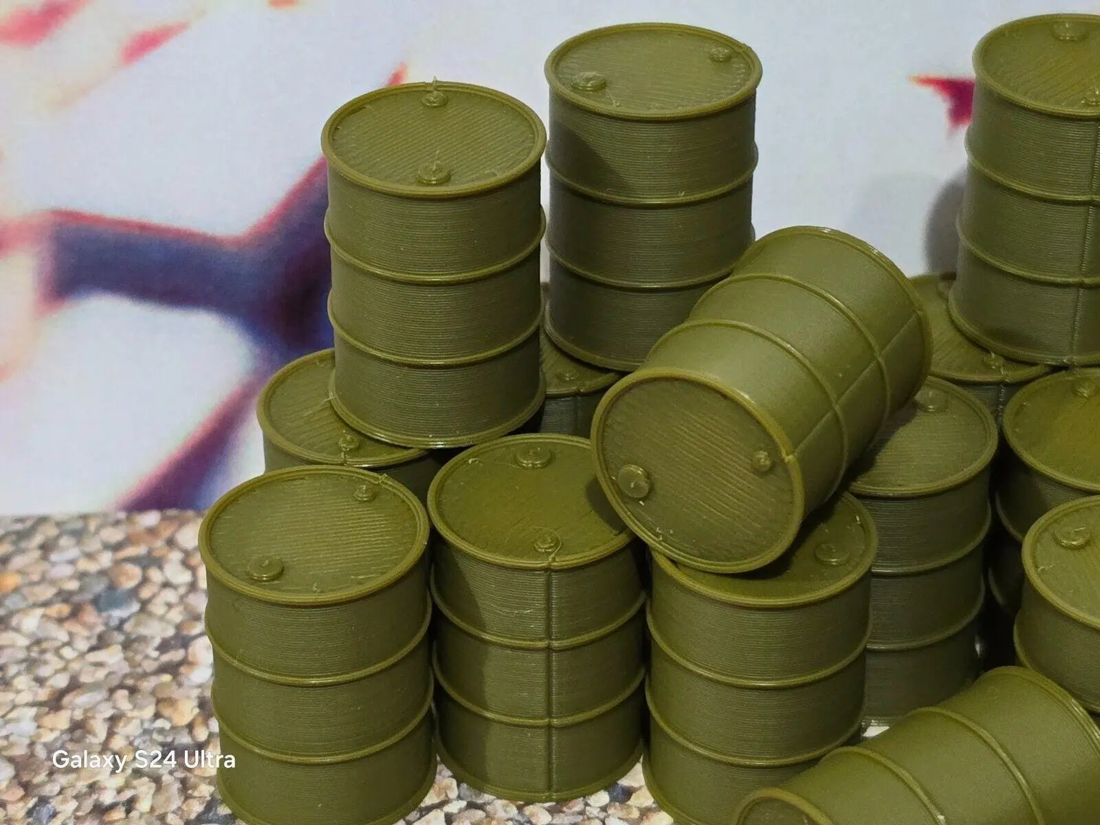 18 New Army Green Oil Drum Barrels 1:43 Scale Models diorama accessories Truck 3D Peak Print