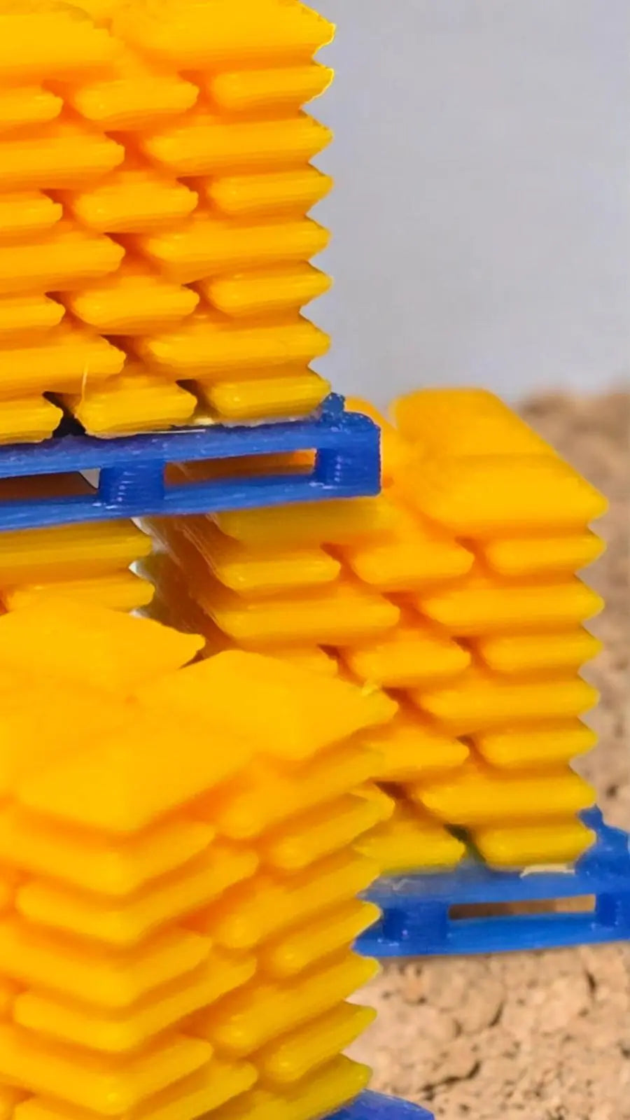 Pallets of Sacks Yellow Cement Chep Z Gauge 1:220 Scale Models Railway (6 Pack) 3D Peak Print