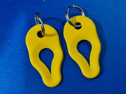 2 x Key Ring Tick Removal Tools Yellow PLA Plastic Biodegradable, dog cat horse 3D Peak Print