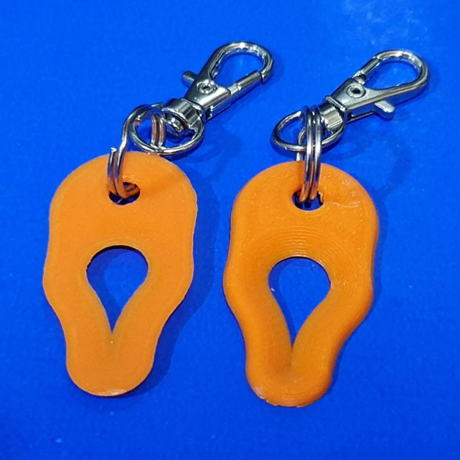 2 x Key Ring Tick Removal Tools Orange PLA Plastic Biodegradable, dog cat horse 3D Peak Print