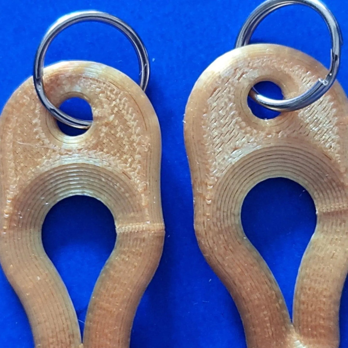 2 x Key Ring Tick Removal Tools Silk Gold PLA Plastic dog cat horse human 3D Peak Print
