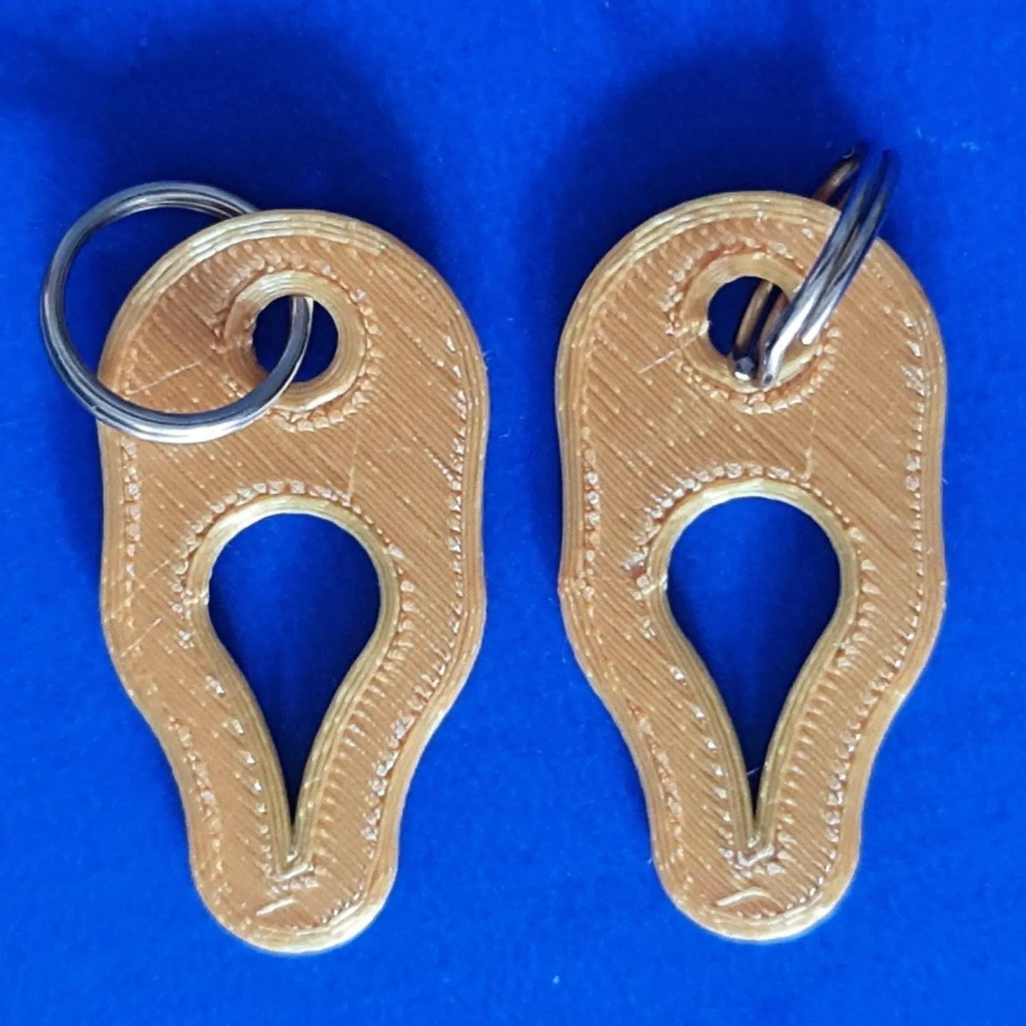 2 x Key Ring Tick Removal Tools Silk Gold PLA Plastic dog cat horse human 3D Peak Print