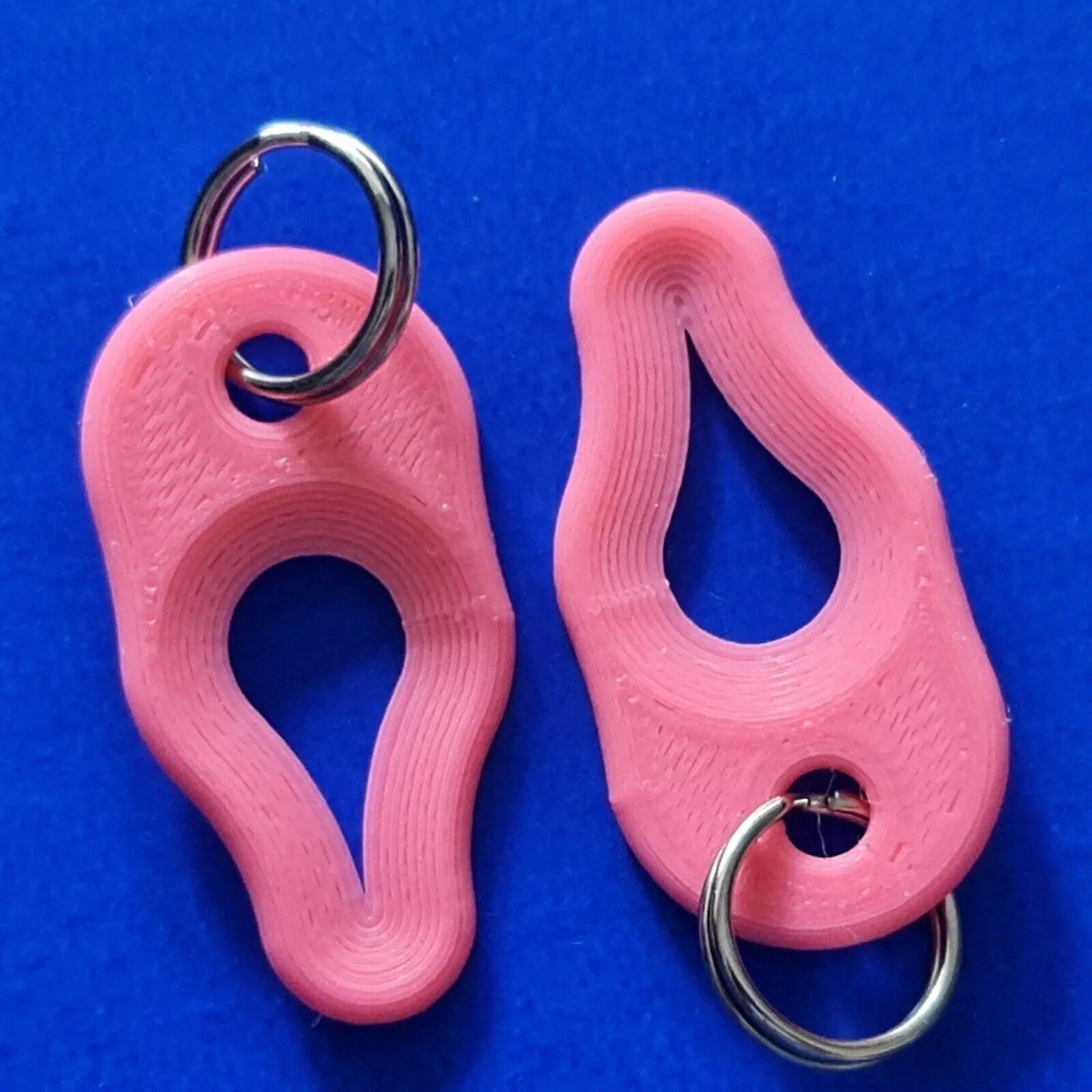 2 x Key Ring Tick Removal Tools Pastel Pink PLA Plastic dog cat horse human 3D Peak Print