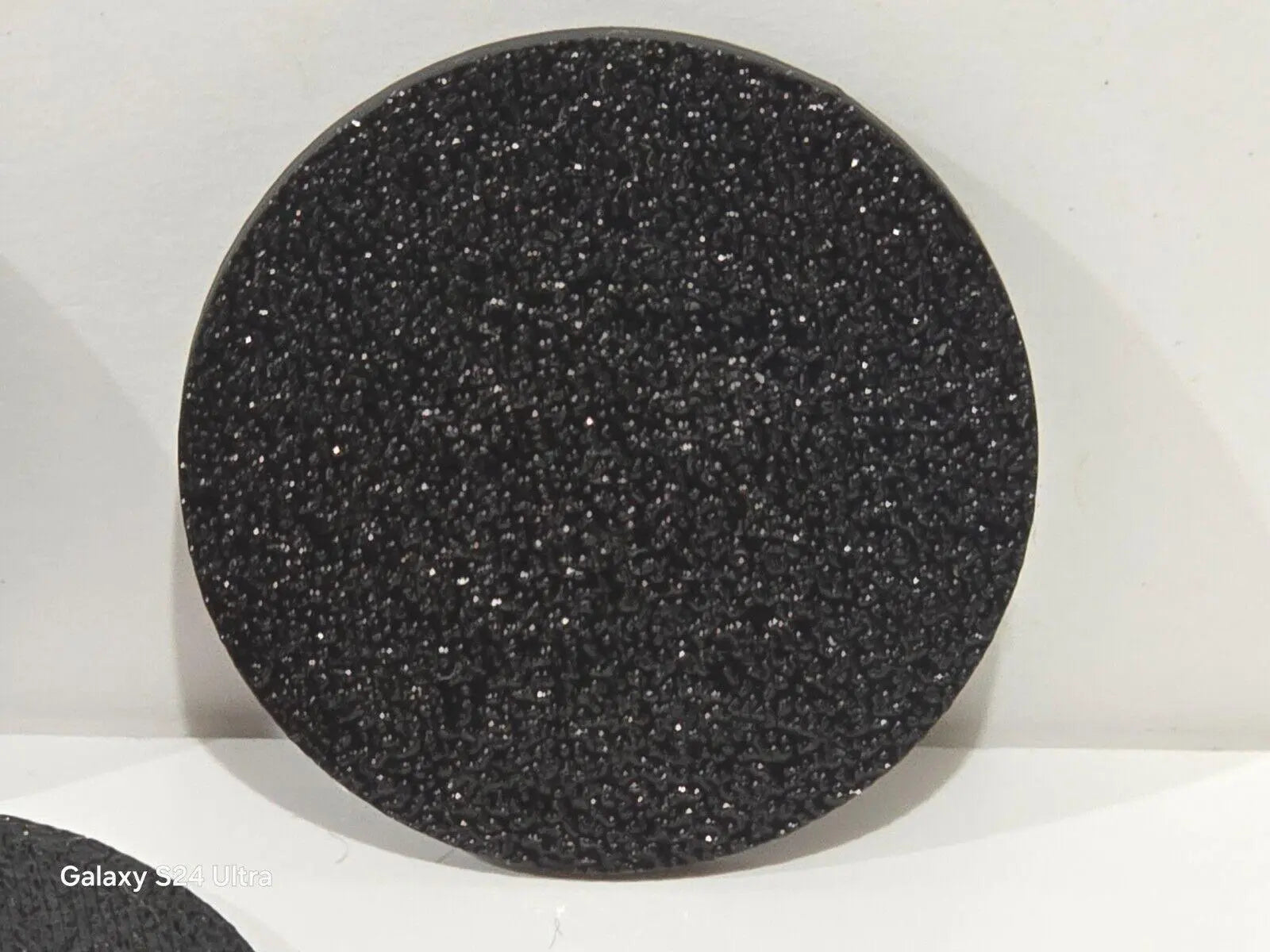 10pcs 20mm Round Small Miniature Model Bases 2mm Deep Thick Circular Base, Black 3D Peak Print