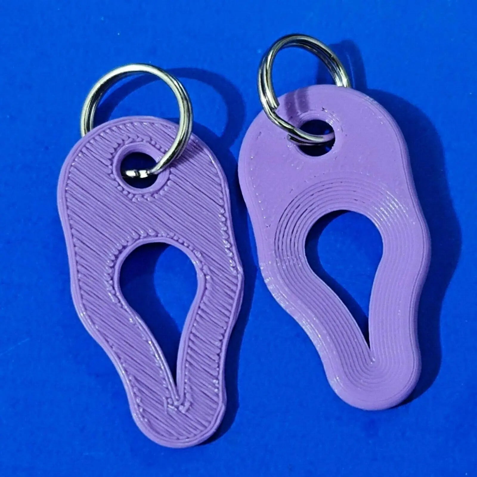 2 x Key Ring Tick Removal Tools Purple PLA Plastic Biodegradable, dog cat horse 3D Peak Print