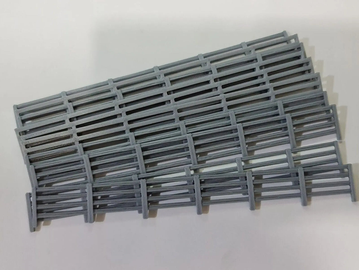 Fencing Railings OO HO New 10 Pack Grey Gauge 1:76 Scale Models Train Railway 3D Peak Print