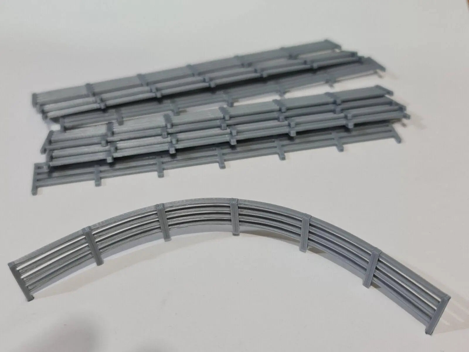 Fencing Railings OO HO New 10 Pack Grey Gauge 1:76 Scale Models Train Railway 3D Peak Print