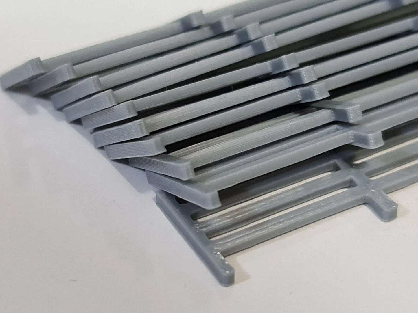 Fencing Railings OO HO New 10 Pack Grey Gauge 1:76 Scale Models Train Railway 3D Peak Print