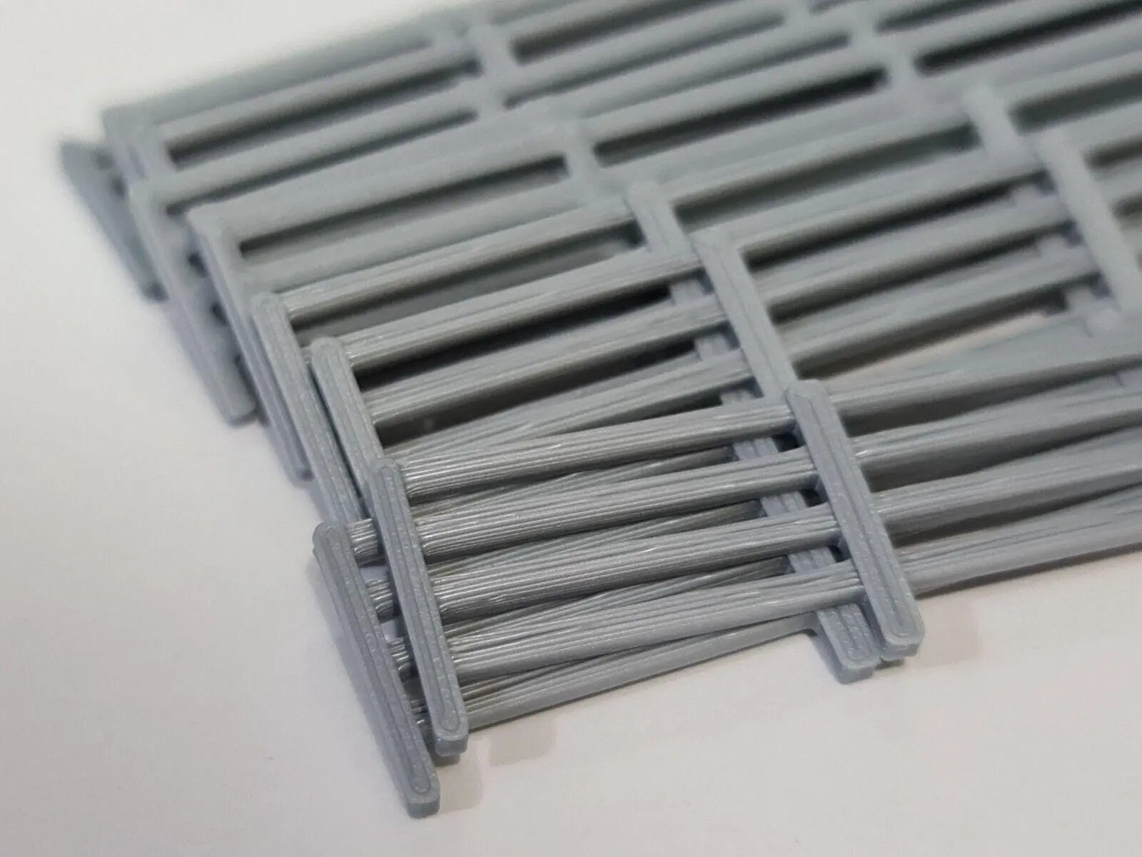 Fencing Railings OO HO New 10 Pack Grey Gauge 1:76 Scale Models Train Railway 3D Peak Print
