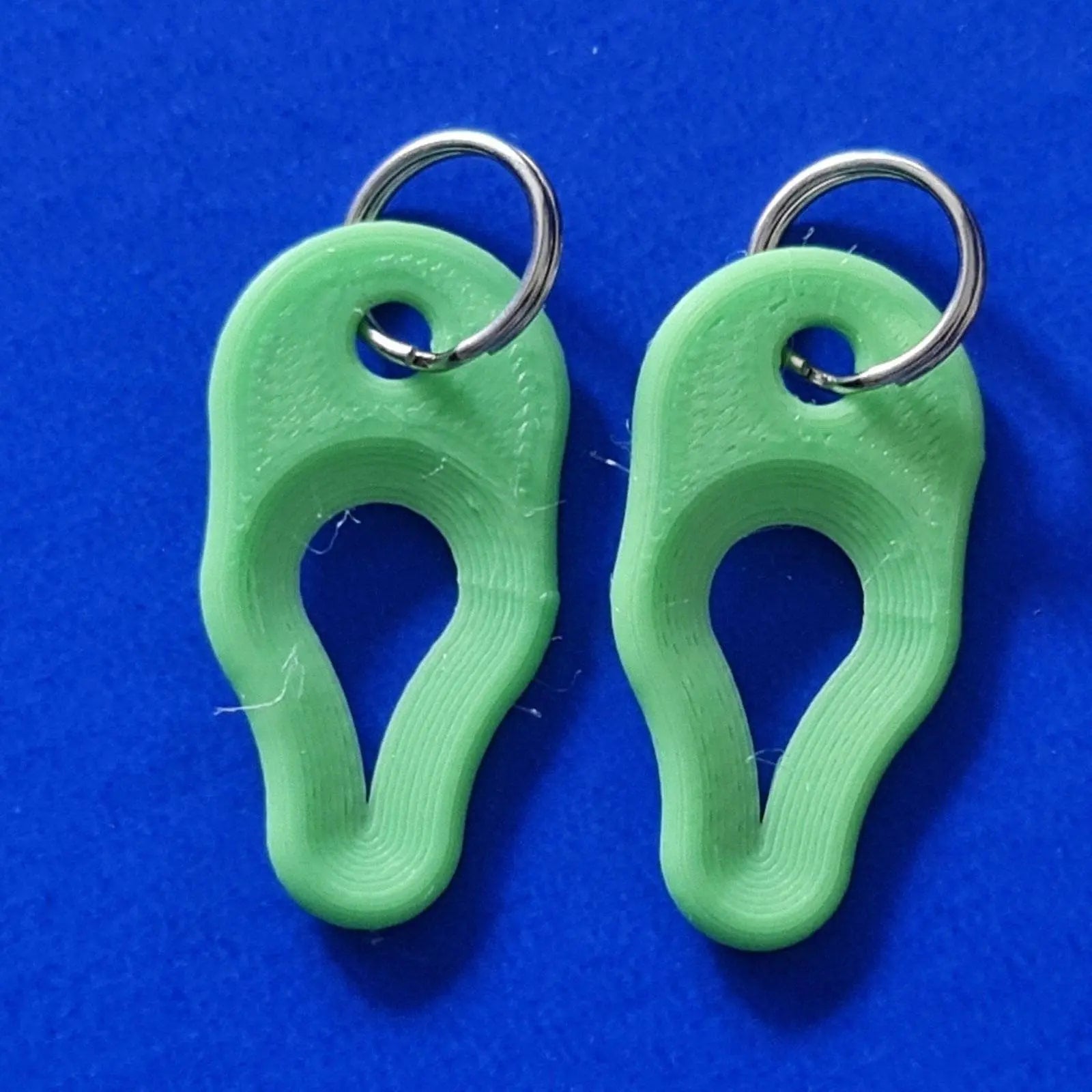 2 x Key Ring Tick Removal Tools Pastel Green PLA Plastic dog cat horse human 3D Peak Print