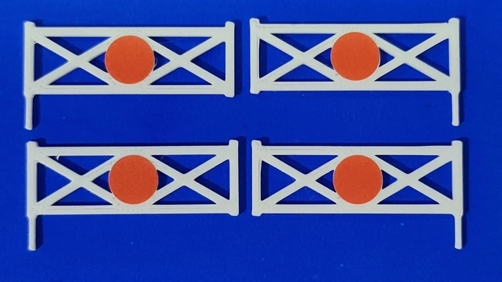 New 4 pack (2 pairs) white oo/ho gauge level crossing gates 1:76 scale 3D Peak Print