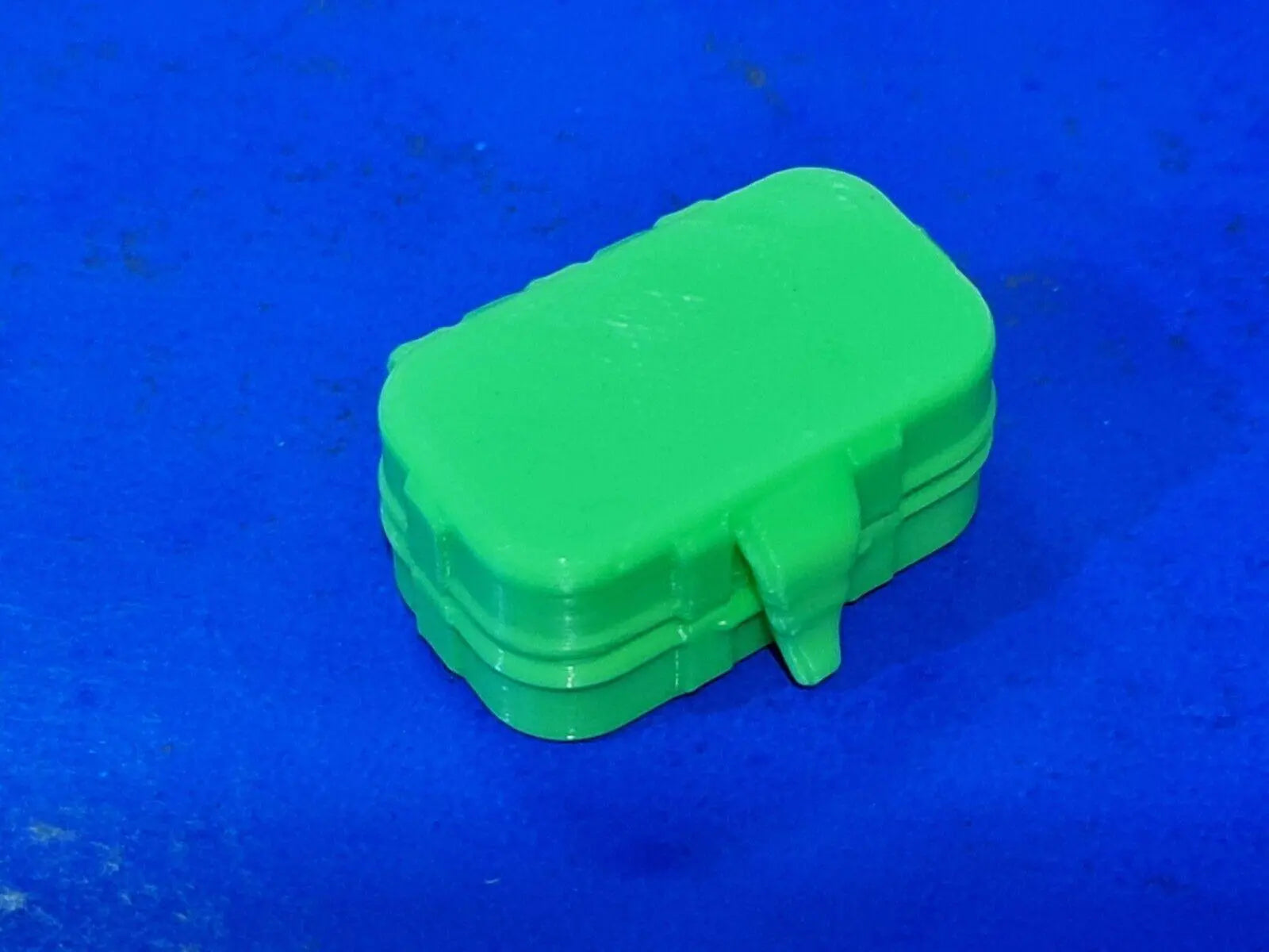 2 x Toothbrush Case Travel Cover Holder Portable Camping Plastic Brush Box Head 3D Peak Print