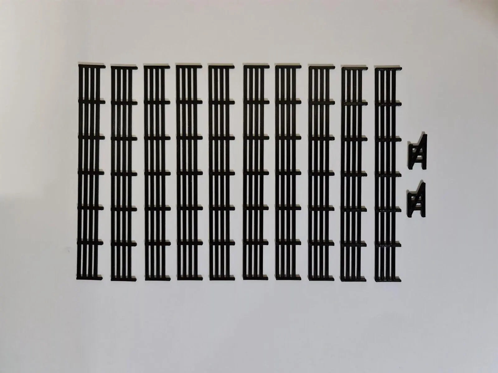 Fencing Railings OO HO New 10 Pack Black  Gauge 1:76 Scale Models Train Railway 3D Peak Print