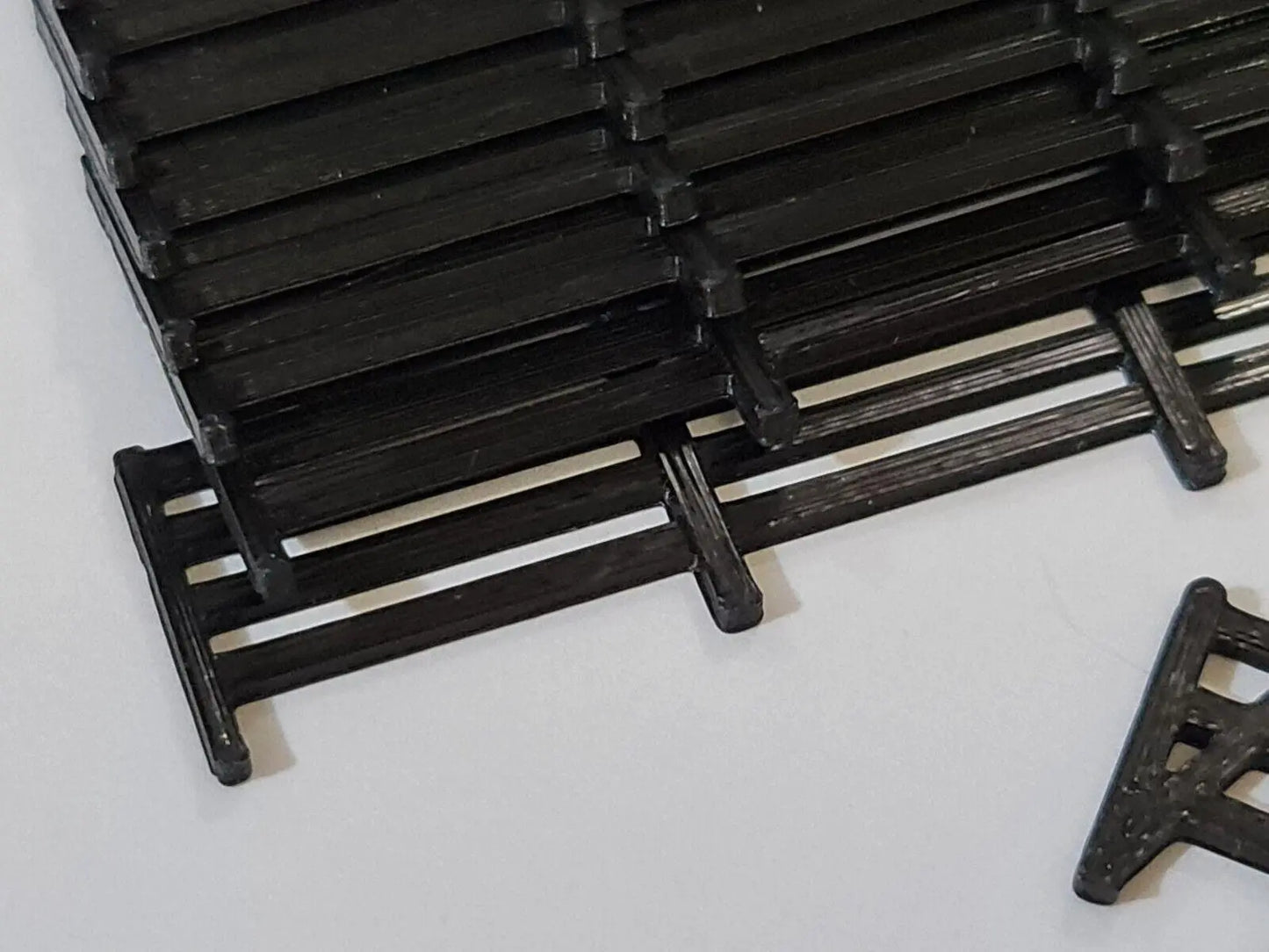 Fencing Railings OO HO New 10 Pack Black  Gauge 1:76 Scale Models Train Railway 3D Peak Print