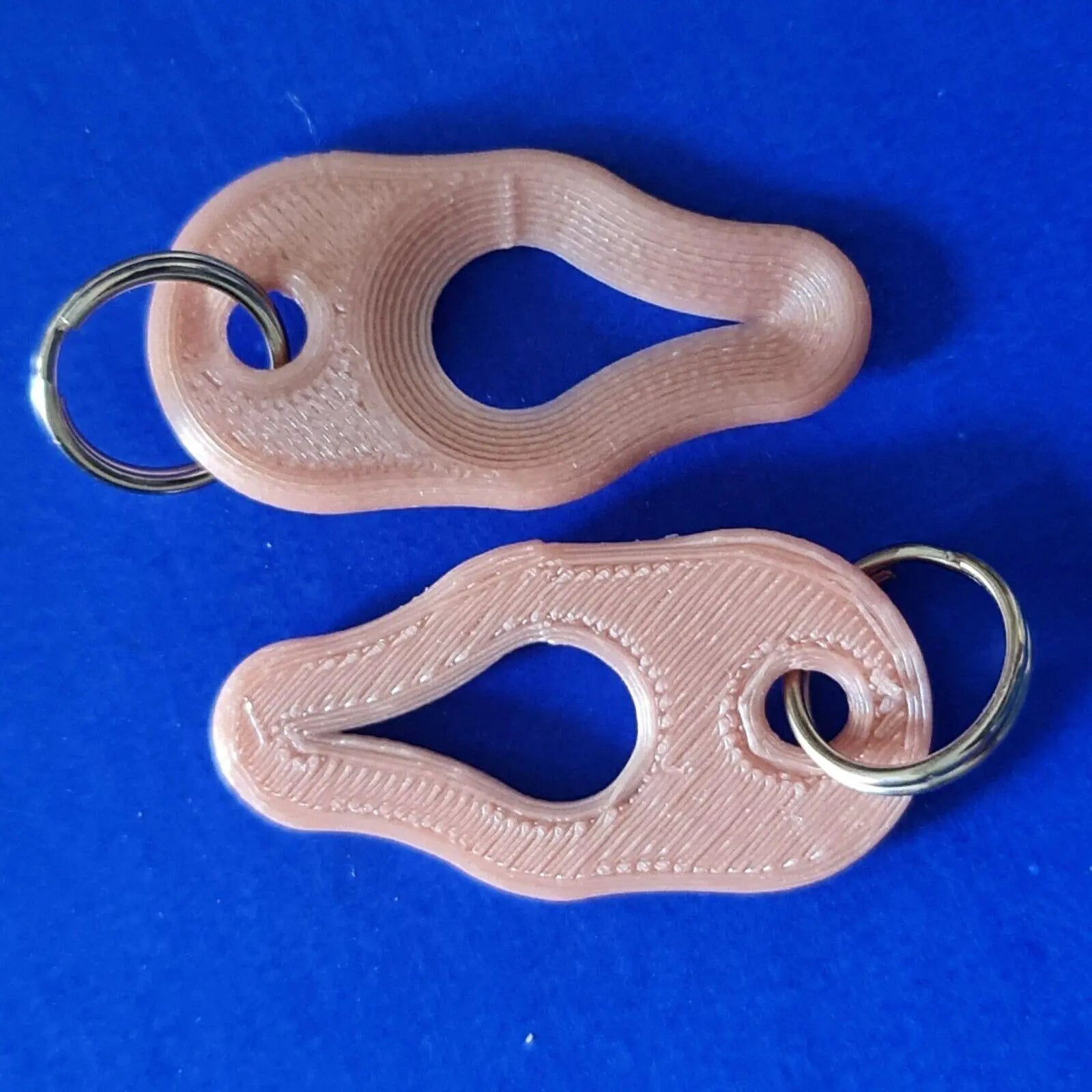 2 x Key Ring Tick Removal Tools Silk Rose Gold PLA Plastic dog cat horse human 3D Peak Print