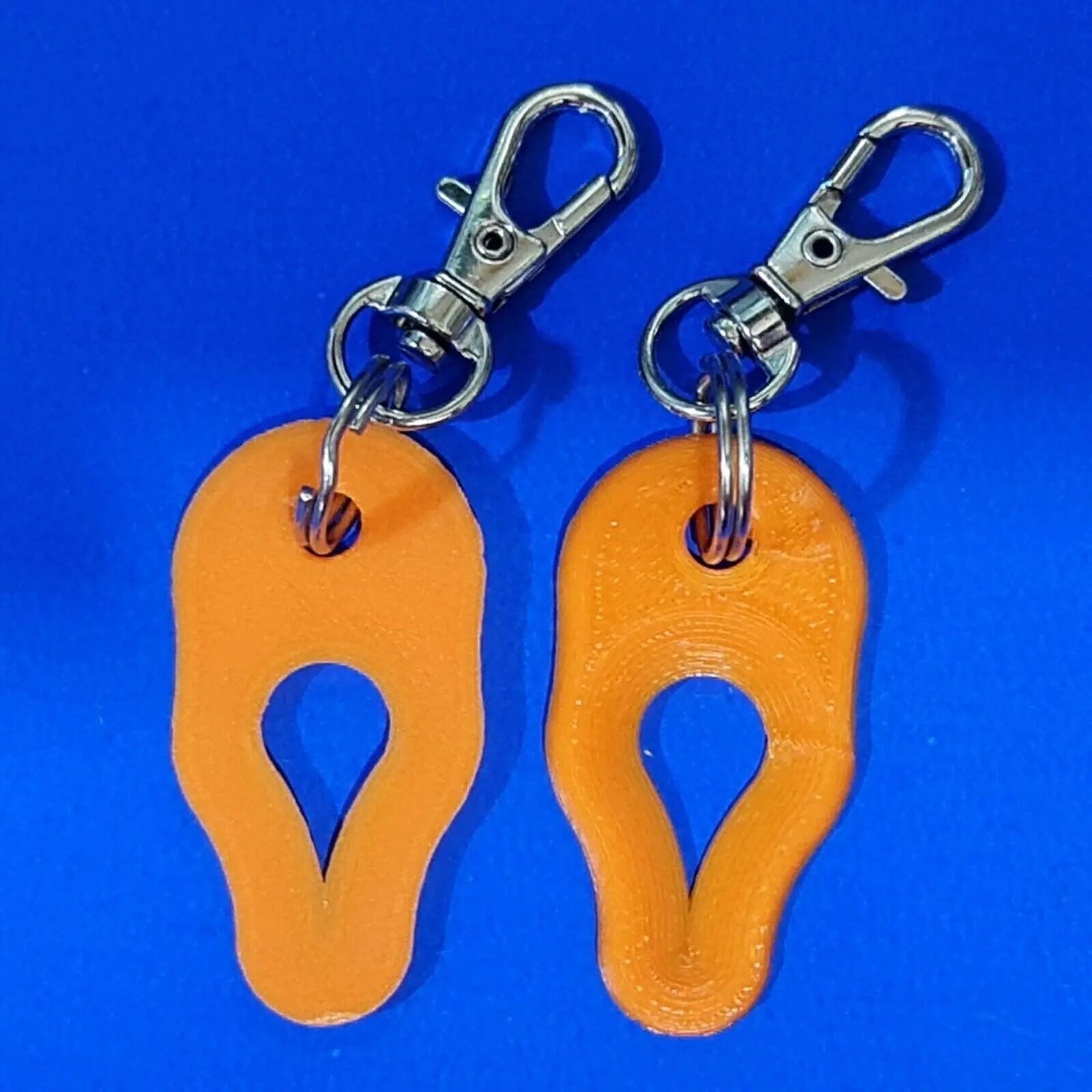 2 x Key Ring Tick Removal Tools Orange PLA Plastic Biodegradable, dog cat horse 3D Peak Print