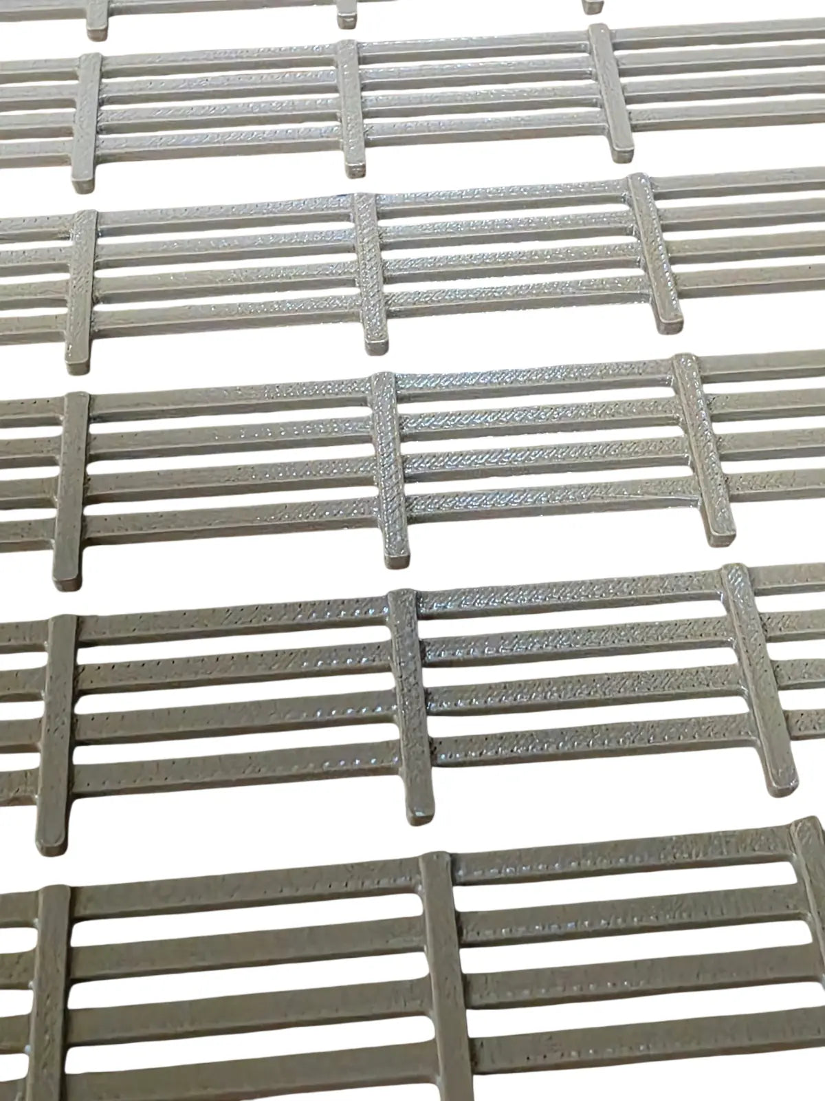 Fencing Railings OO Gauge 10 Pack Light Brown  1:76 Scale Model Train Railway Cavalier