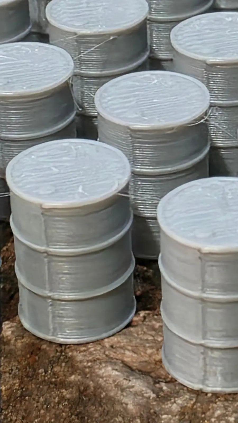 Oil Drums Oil Fuel Tanks x 40/2 Model Railway Scenery OO Gauge 1:76 Scale Cavalier